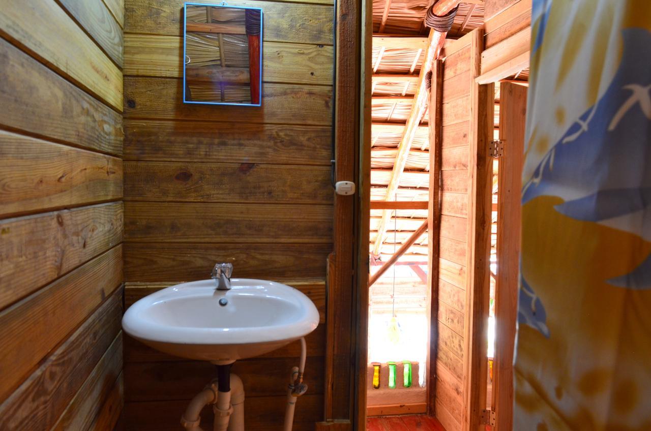 Hostel La Ballena Backpacker Las Galeras Buitenkant foto