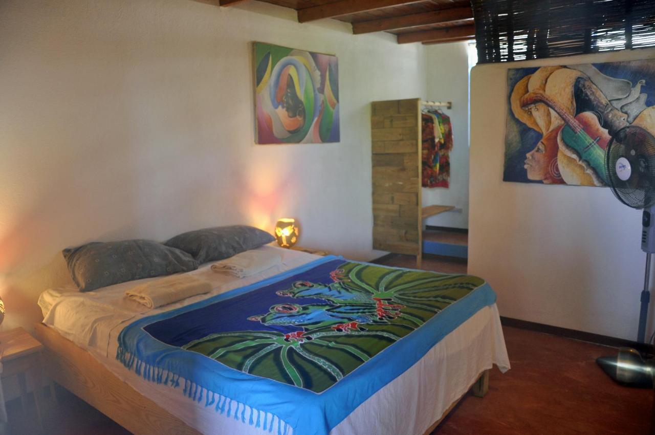 Hostel La Ballena Backpacker Las Galeras Buitenkant foto